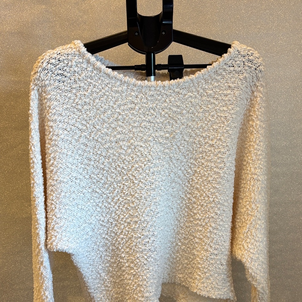 Cozy Cream Women's Crew Neck Sweater